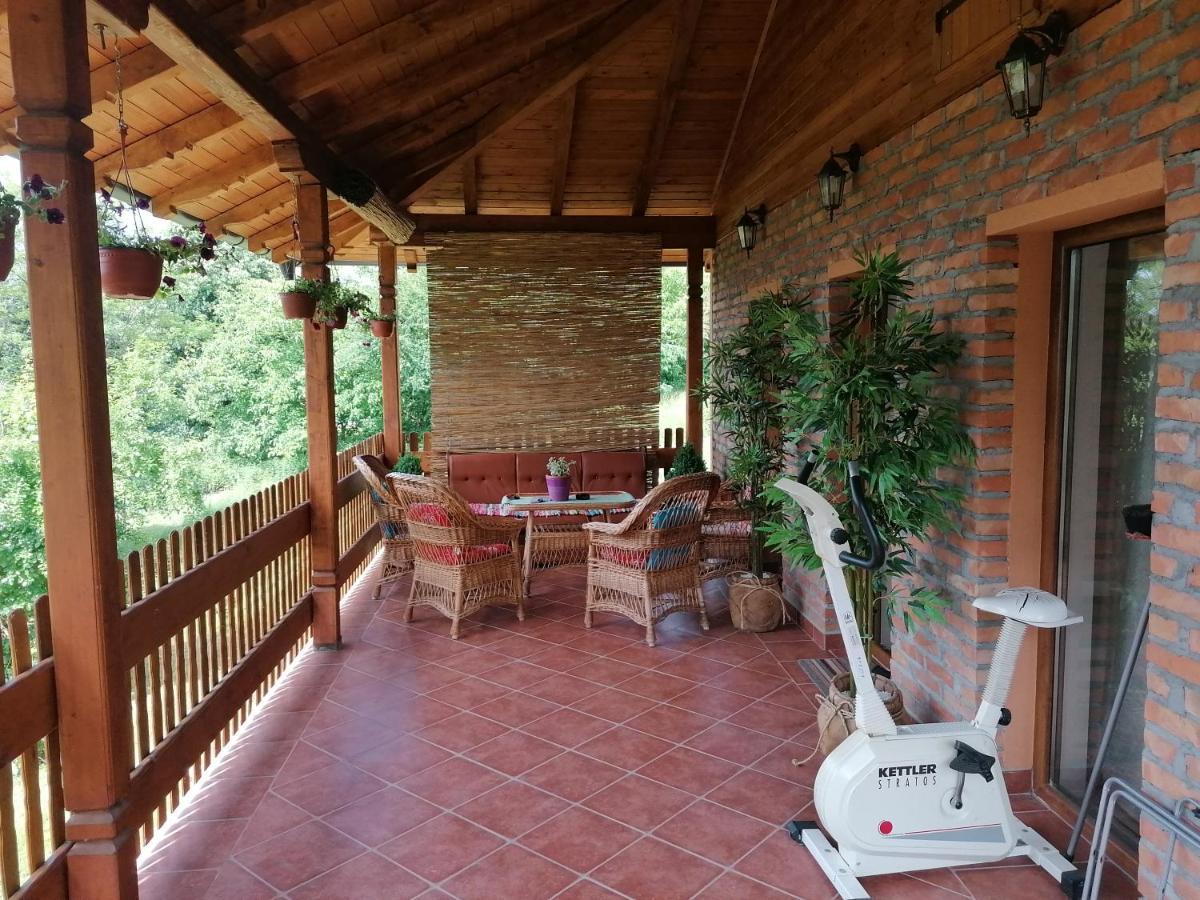 Kuca Za Uzivanje Valjevo Exteriör bild