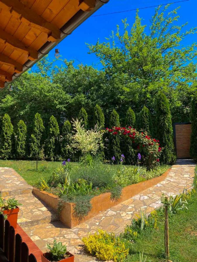 Kuca Za Uzivanje Valjevo Exteriör bild